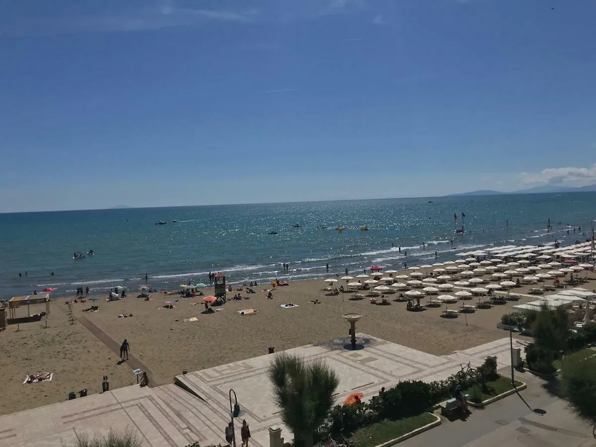 Appartamenti Lungomare Via Roma Castiglione della Pescaia Apartment