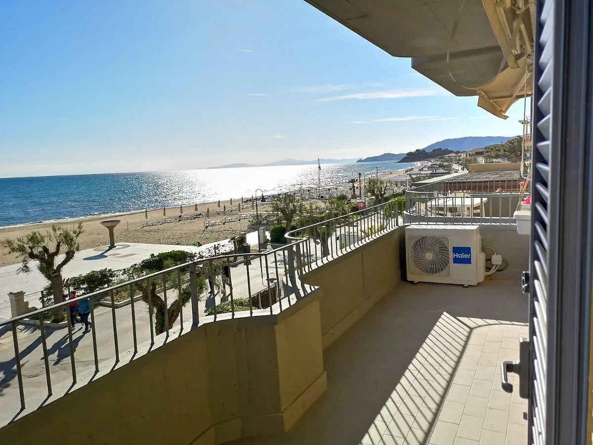 Appartamenti Lungomare Via Roma Castiglione della Pescaia